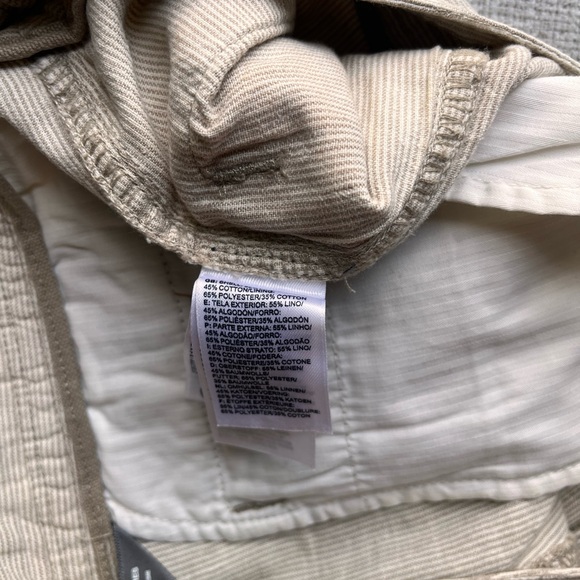 The North Face  :: Linen Beige and White Striped Shorts :: Size 4 - Picture 11 of 12